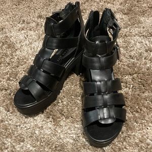 Black leather chunky heel